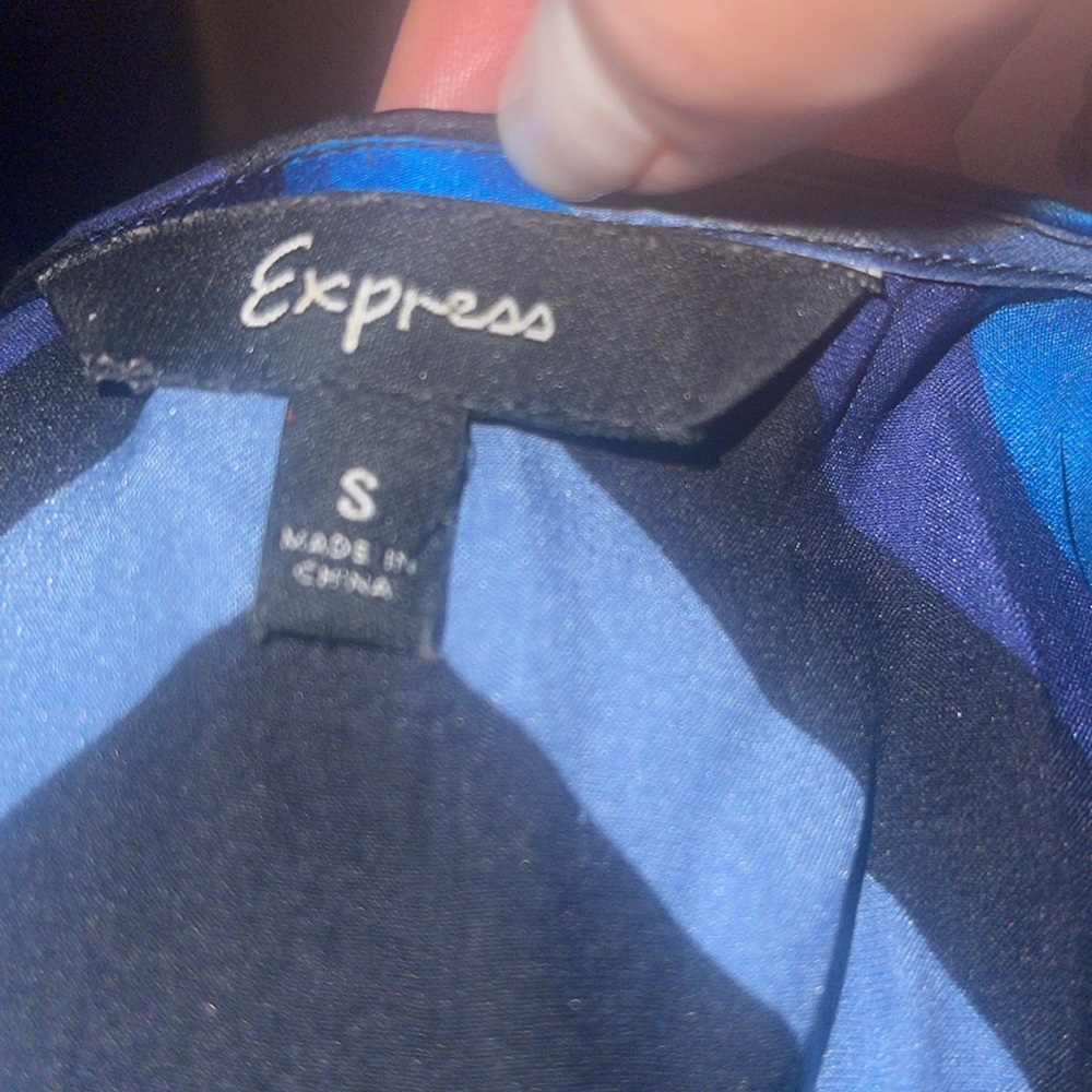 Express Batwing A-Line Abstract Pattern Silk Dress - image 5